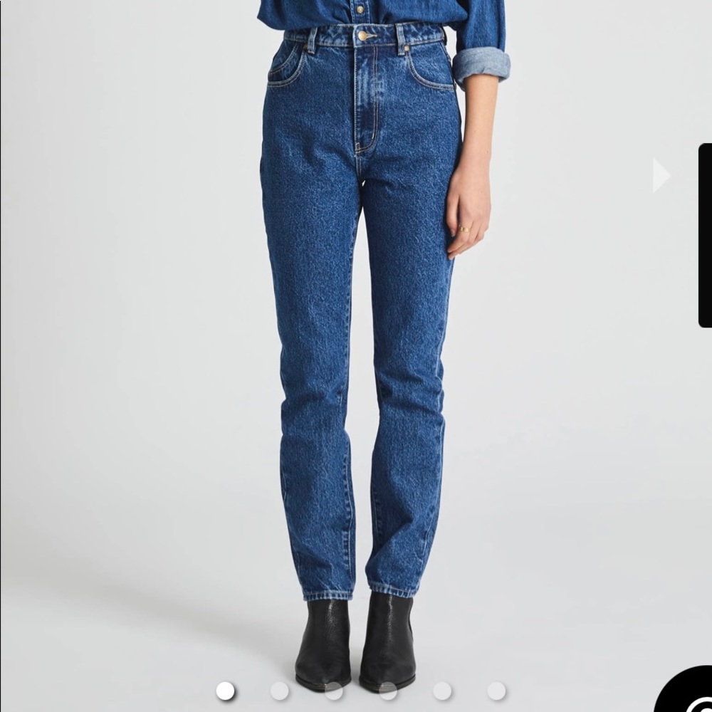 High-Rise Straight Leg Women's Jeans - Blue